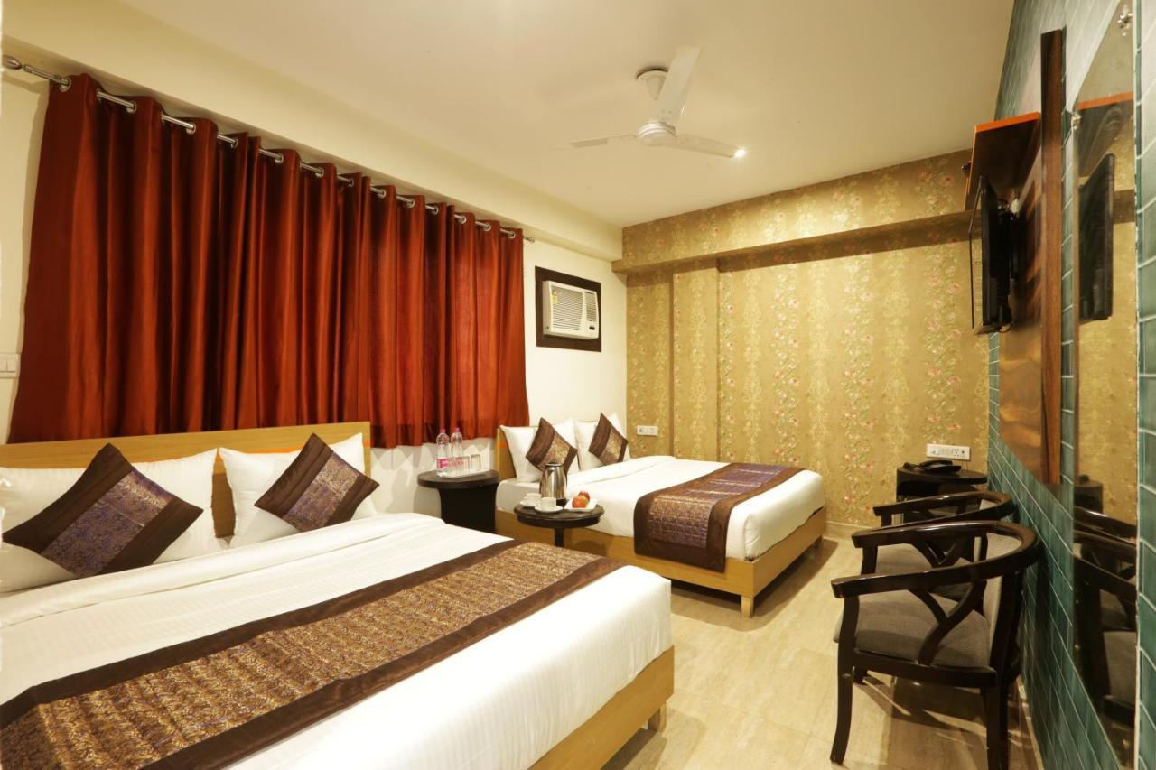 Hotel Classic Plaza At Delhi Airport ניו דלהי מראה חיצוני תמונה