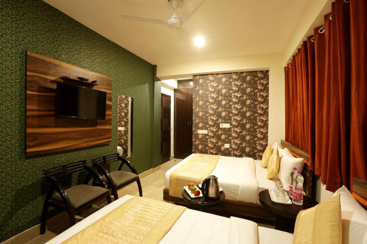 Hotel Classic Plaza At Delhi Airport ניו דלהי מראה חיצוני תמונה